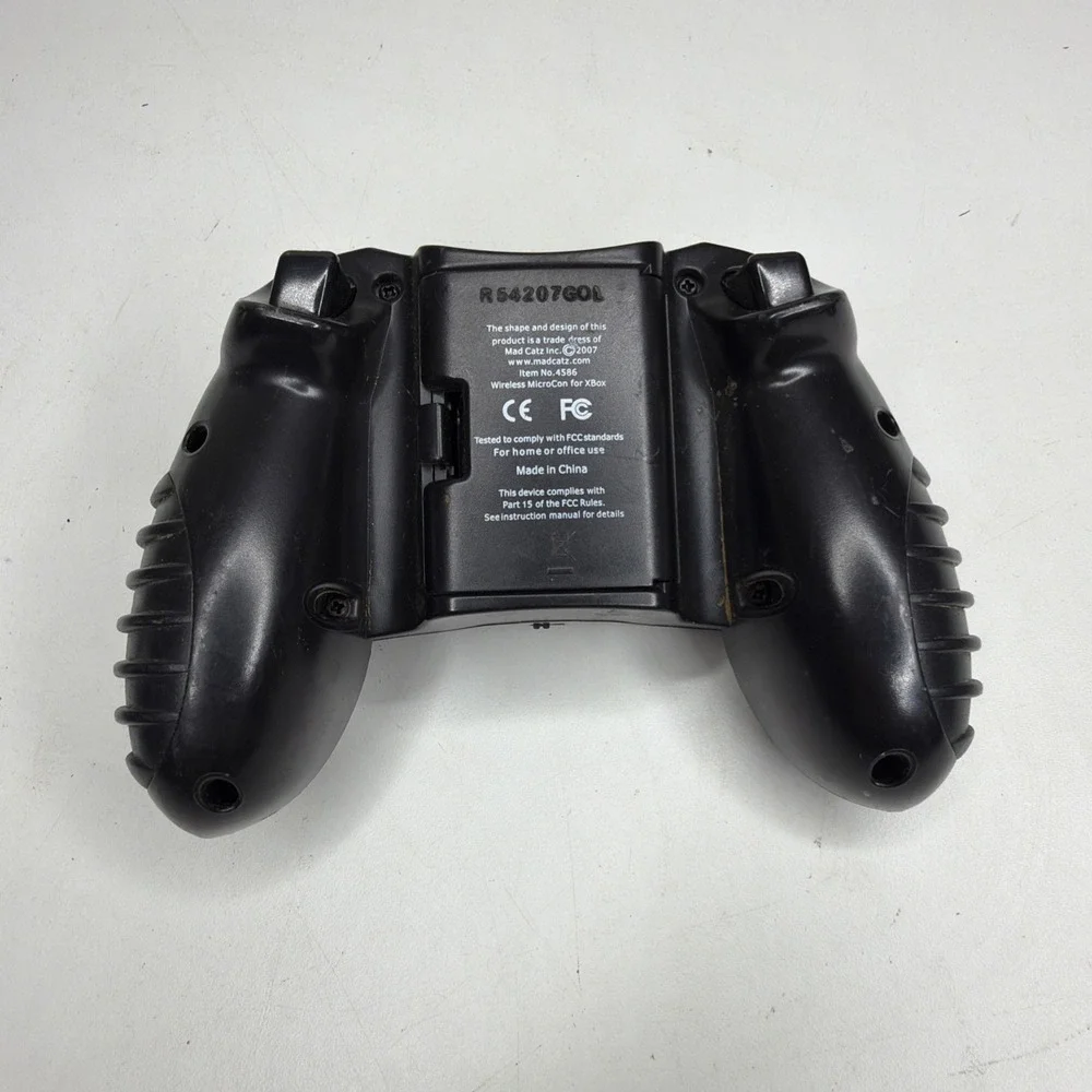 Mad Catz Gamestop Wireless XBOX Controller 4586 Black